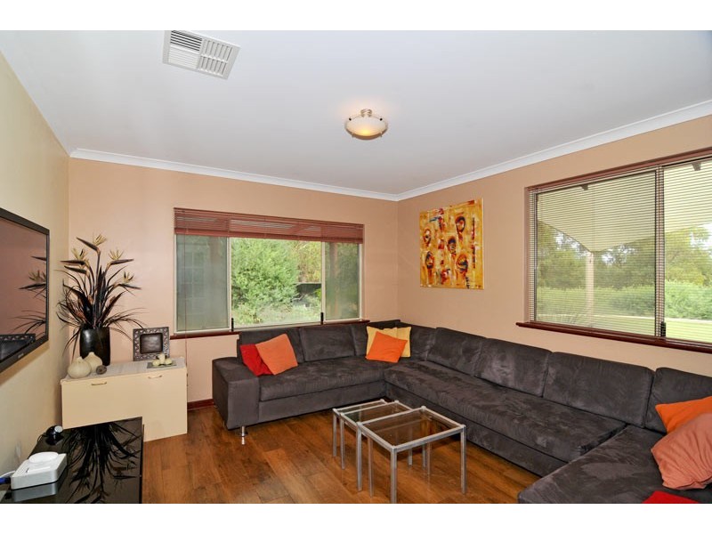 324 Mulga Drive, Parklands WA 6180