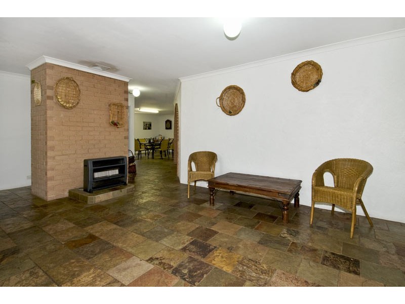 19 Coodanup Drive, Dudley Park WA 6210