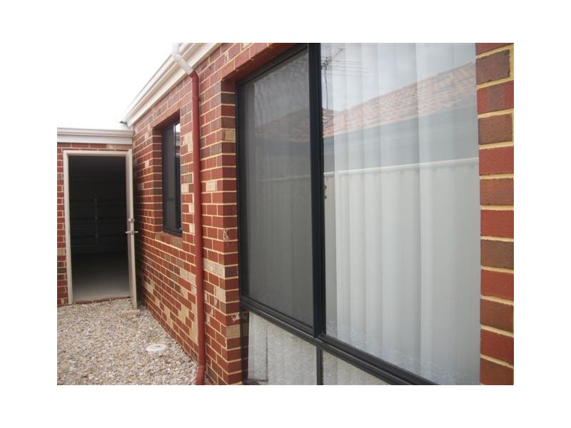 25 Lascellas Circus, Lakelands WA 6180