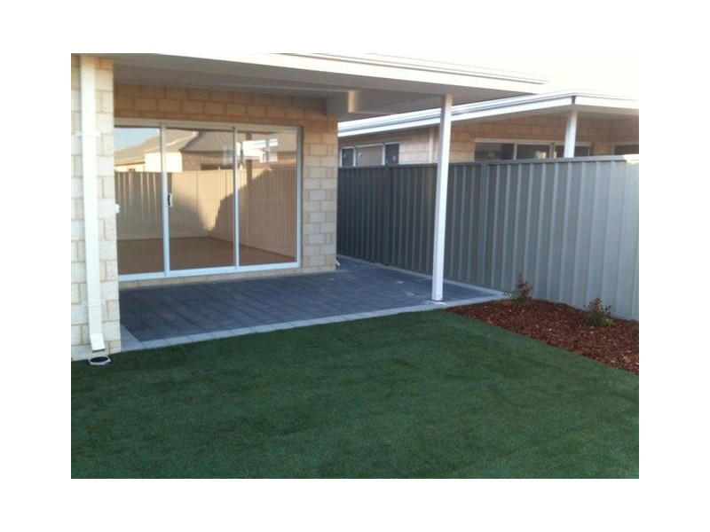 46 Nairns Rd, Coodanup WA 6210