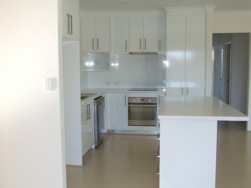 46 Nairns Rd, Coodanup WA 6210