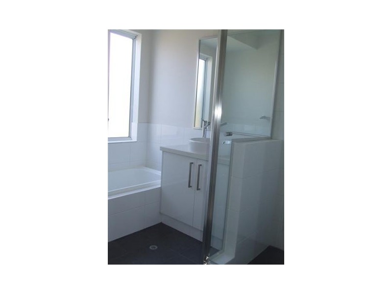 46 Nairns Rd, Coodanup WA 6210