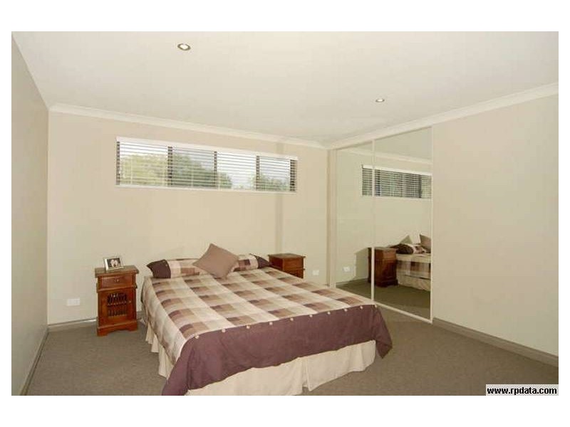 76A Janis Street, Halls Head WA 6210