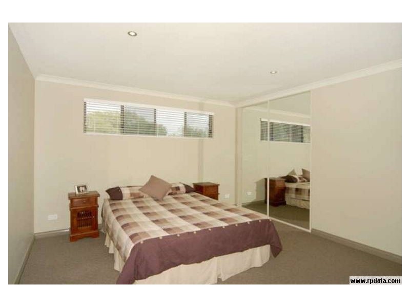 76A Janis Street, Halls Head WA 6210
