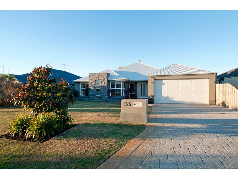 55 Seascapes Boulevard, Halls Head WA 6210
