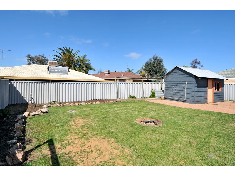 16 Lydia Place, Greenfields WA 6210
