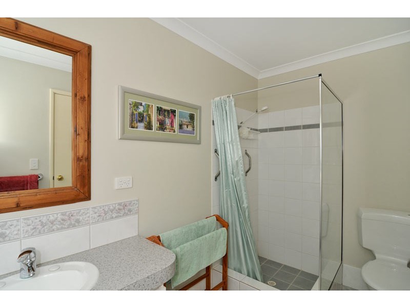 4 Osprey Close, Halls Head WA 6210