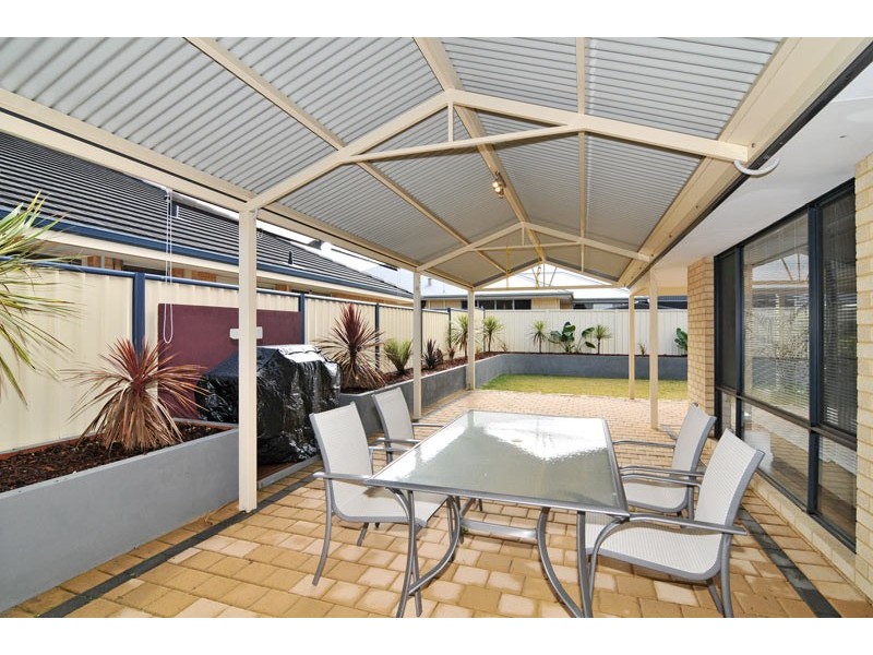 25 Duyfken Way, Dudley Park WA 6210