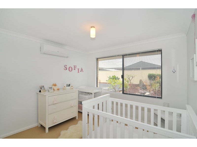 25 Duyfken Way, Dudley Park WA 6210
