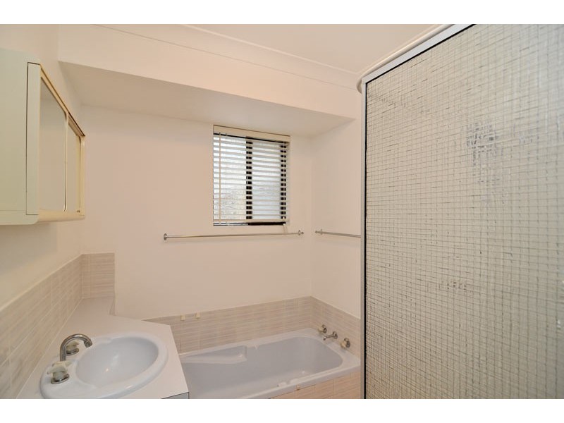 1/46 Tennyson Avenue, Halls Head WA 6210