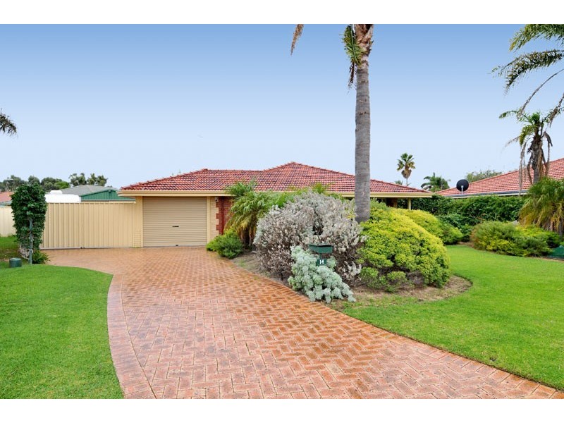 14 Fairway Crescent, Meadow Springs WA 6210