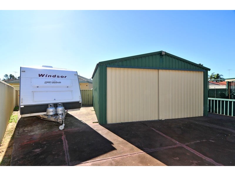 14 Fairway Crescent, Meadow Springs WA 6210