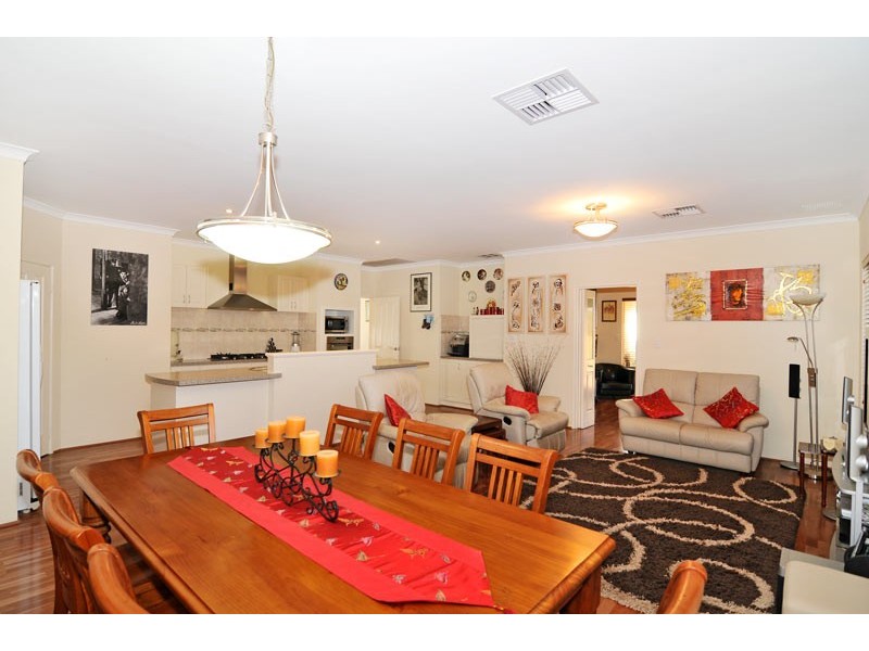 22 Hudson Drive, Dudley Park WA 6210