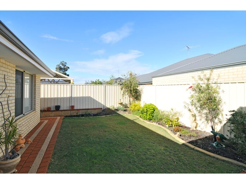 22 Hudson Drive, Dudley Park WA 6210