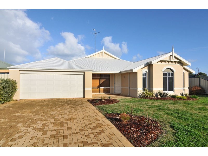 10 Brackenridge Ramble, Meadow Springs WA 6210