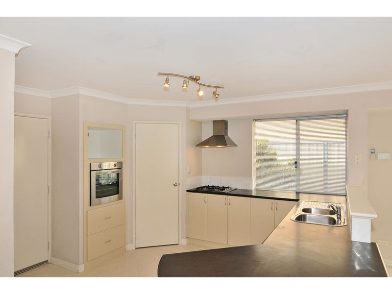 10 Brackenridge Ramble, Meadow Springs WA 6210