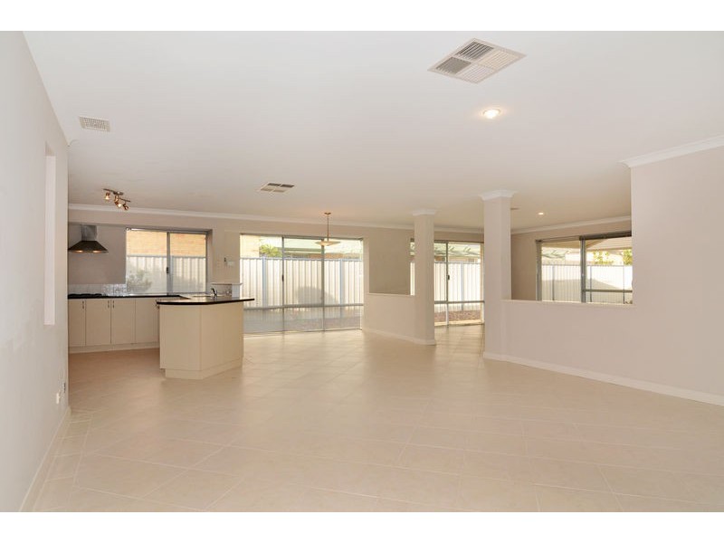 10 Brackenridge Ramble, Meadow Springs WA 6210