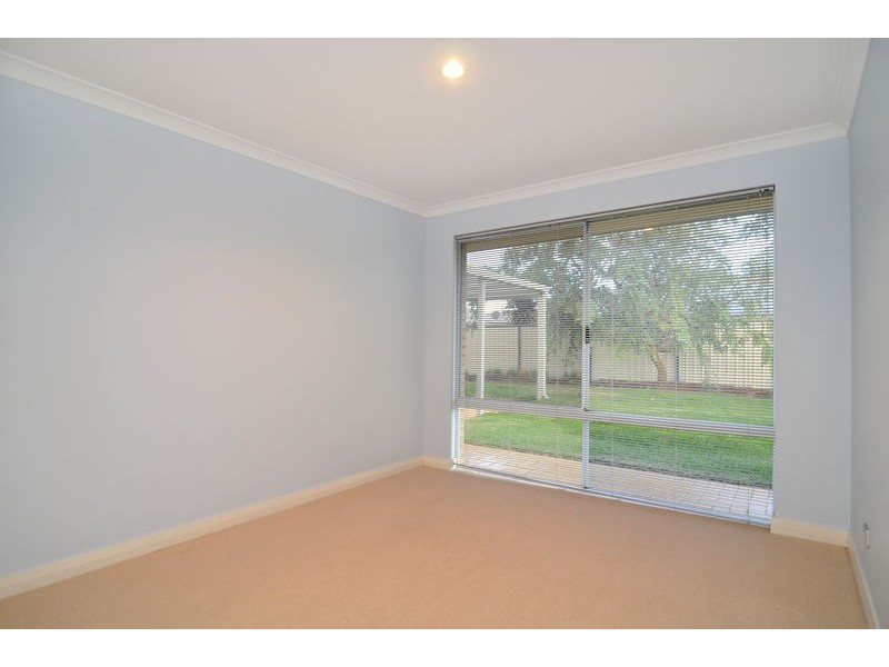 10 Brackenridge Ramble, Meadow Springs WA 6210