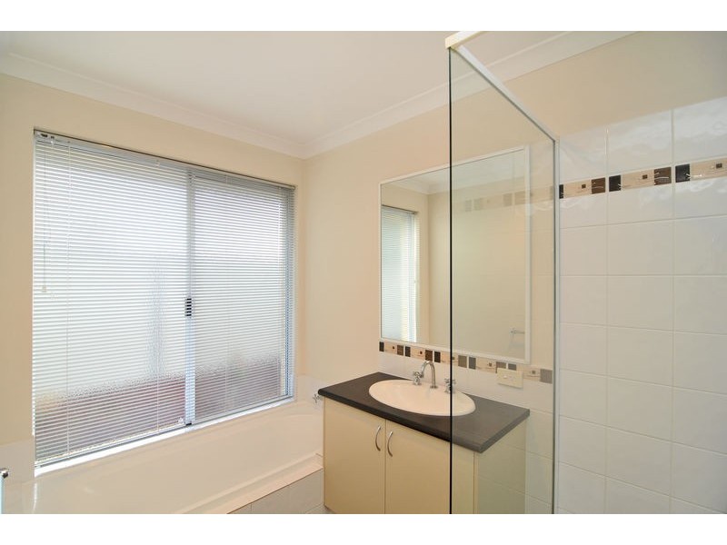 10 Brackenridge Ramble, Meadow Springs WA 6210