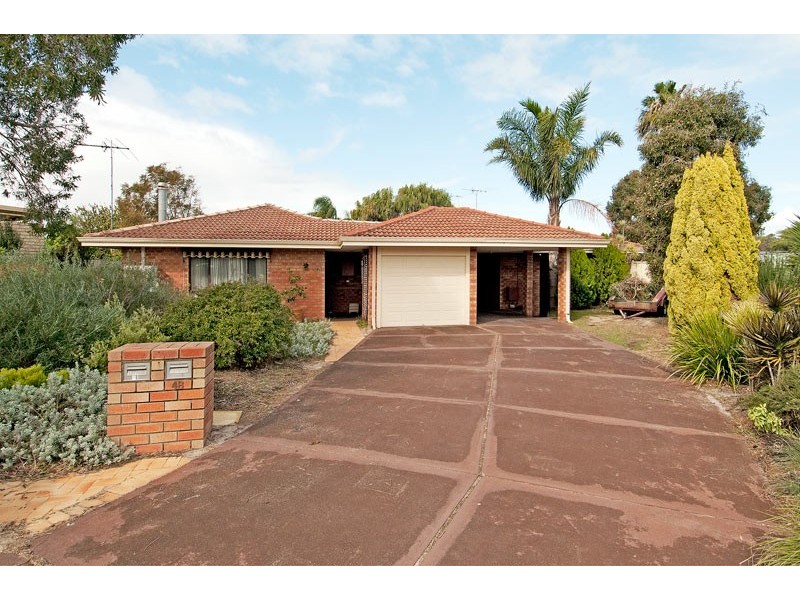 2/4 Columbia Close, Halls Head WA 6210