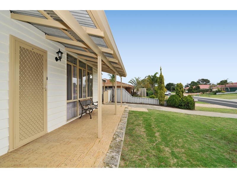 53 Coodanup Drive, Dudley Park WA 6210
