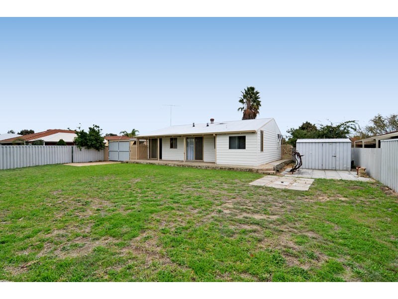 53 Coodanup Drive, Dudley Park WA 6210