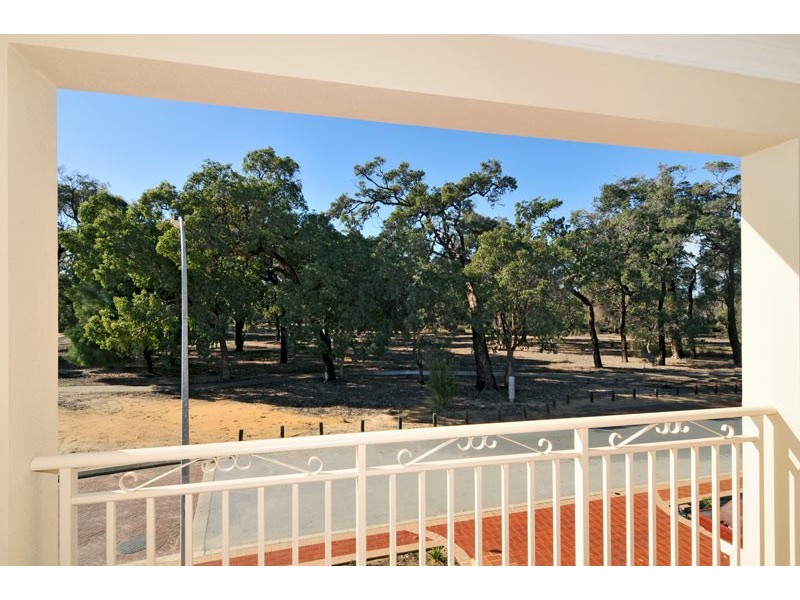 2 Len Howard Drive, Erskine WA 6210