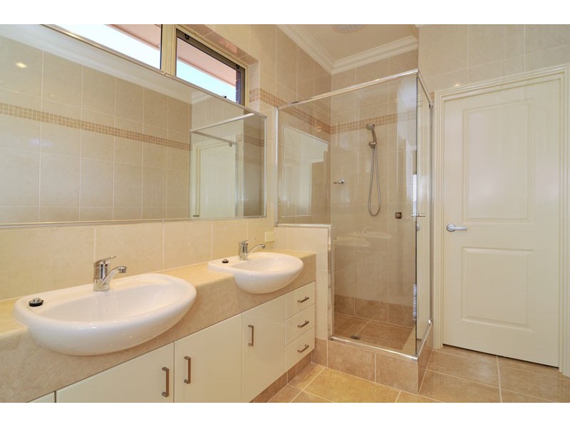 2 Len Howard Drive, Erskine WA 6210