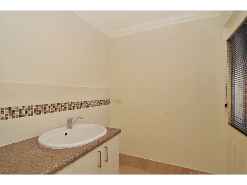 2 Len Howard Drive, Erskine WA 6210