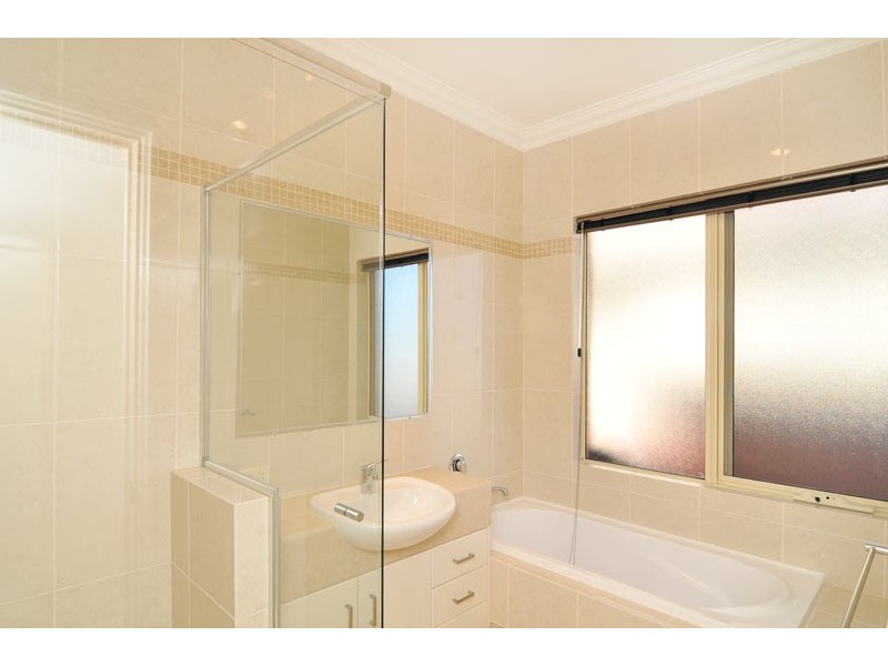 2 Len Howard Drive, Erskine WA 6210