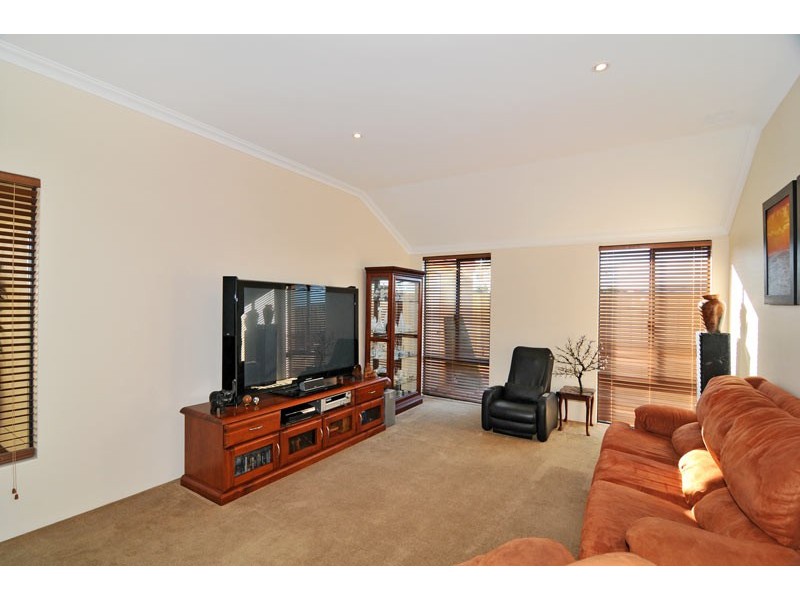 51 Murray Waters Boulevard, South Yunderup WA 6208