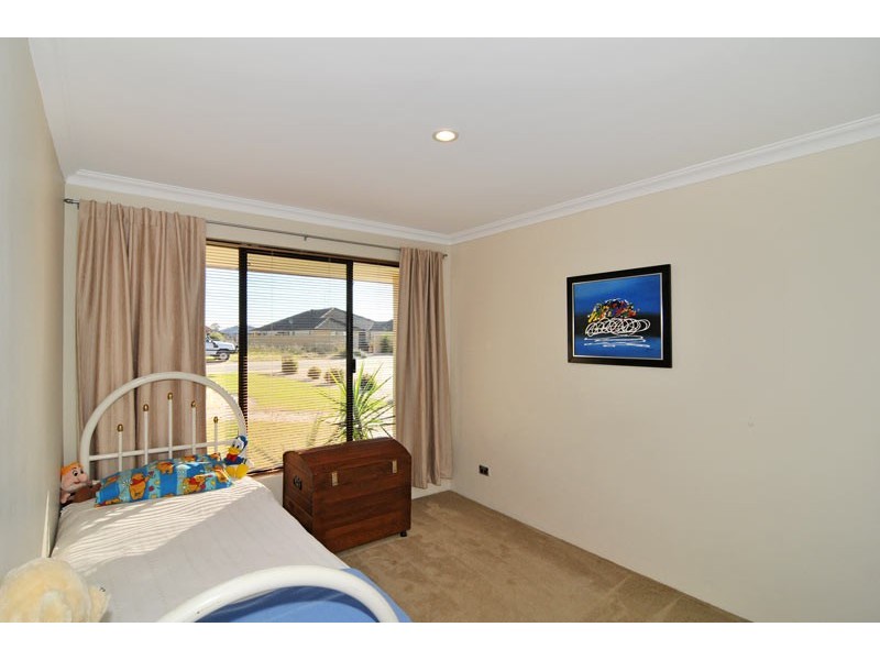 51 Murray Waters Boulevard, South Yunderup WA 6208