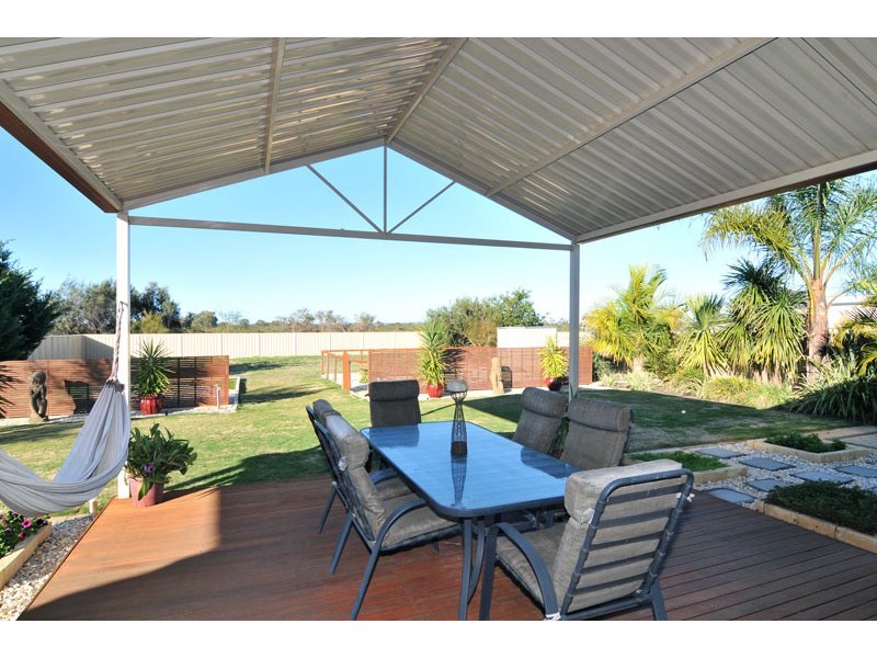 51 Murray Waters Boulevard, South Yunderup WA 6208