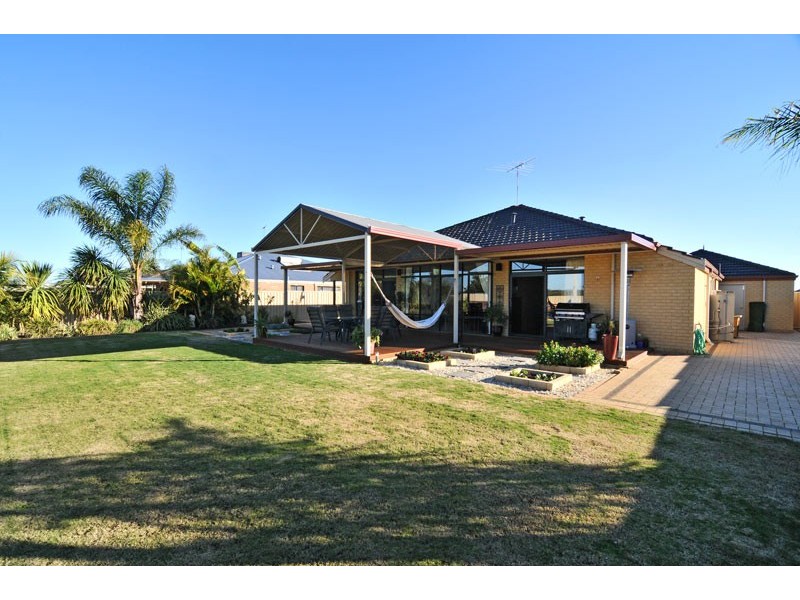 51 Murray Waters Boulevard, South Yunderup WA 6208