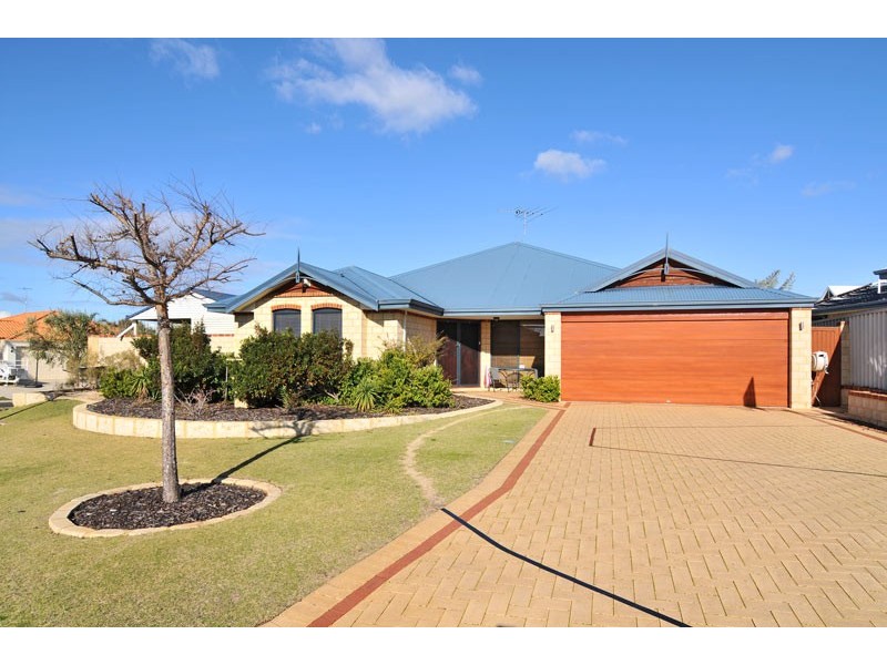 2 Caravel Way, Halls Head WA 6210