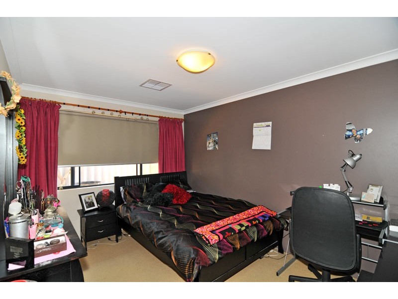 2 Caravel Way, Halls Head WA 6210