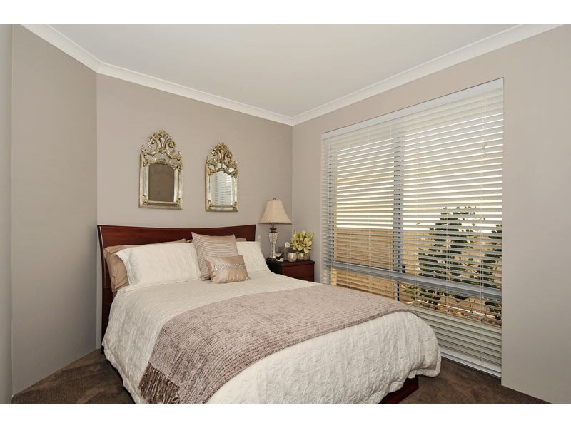 13 Heyerdahl Way, Dudley Park WA 6210