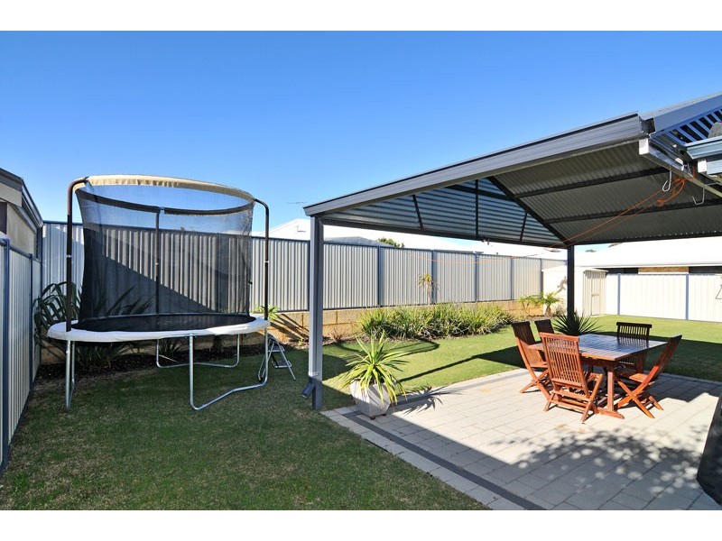 7 Brackenridge Ramble, Meadow Springs WA 6210