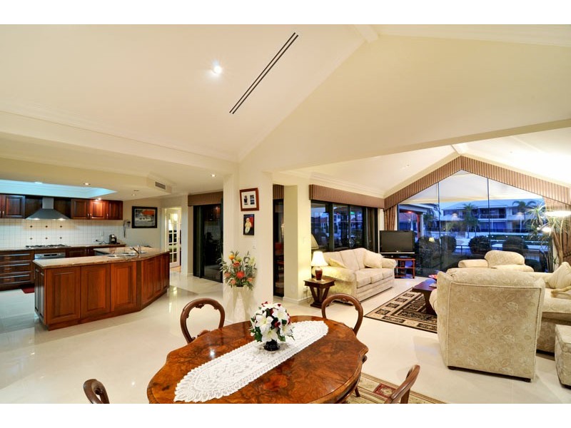 15 Picaroon Place, Halls Head WA 6210