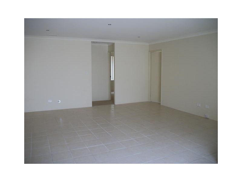 53 Yindana Blvd, Lakelands WA 6180