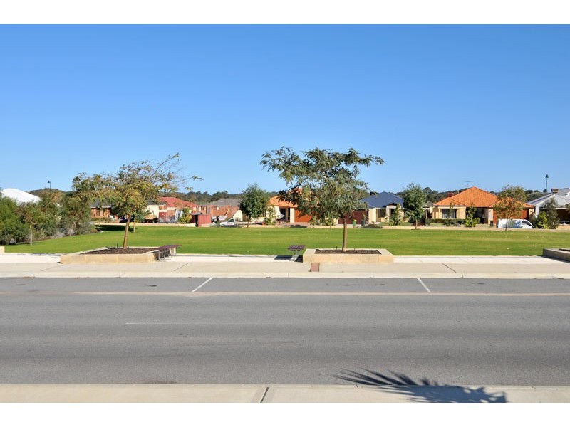 53 Yindana Blvd, Lakelands WA 6180