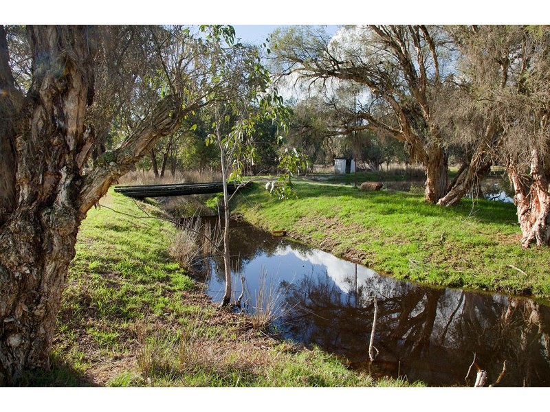 85 Shenton Road, Barragup WA 6209