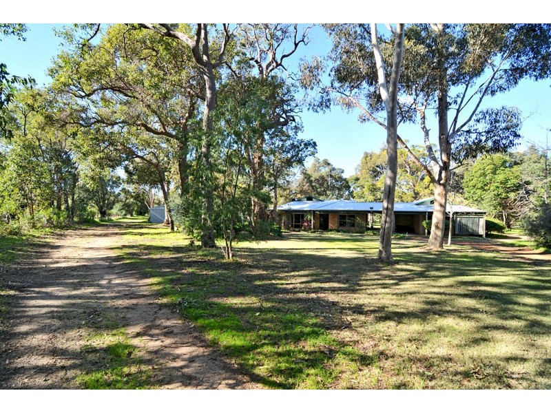 2 Tallangatta Place, Bouvard WA 6211