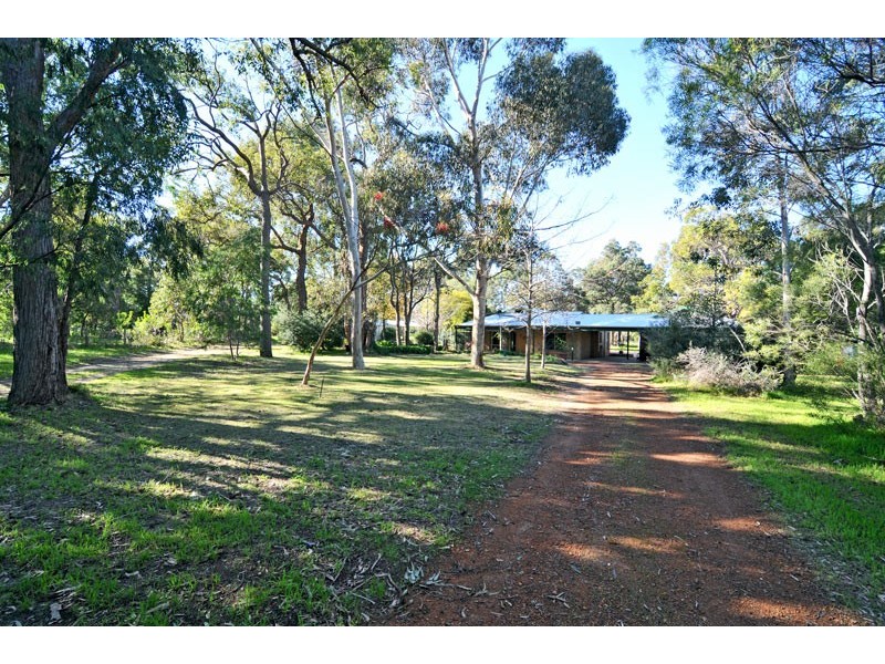 2 Tallangatta Place, Bouvard WA 6211