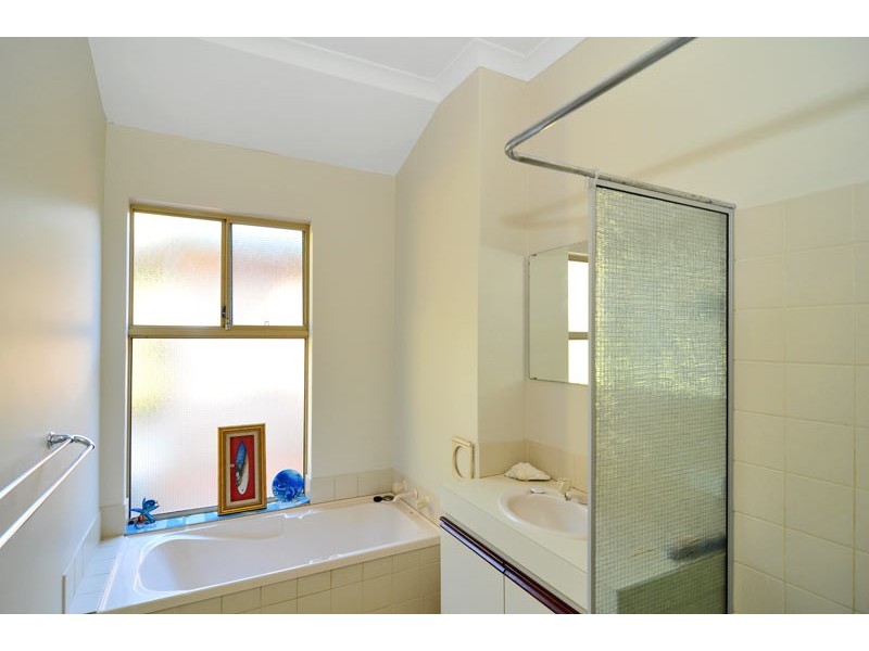 2 Tallangatta Place, Bouvard WA 6211