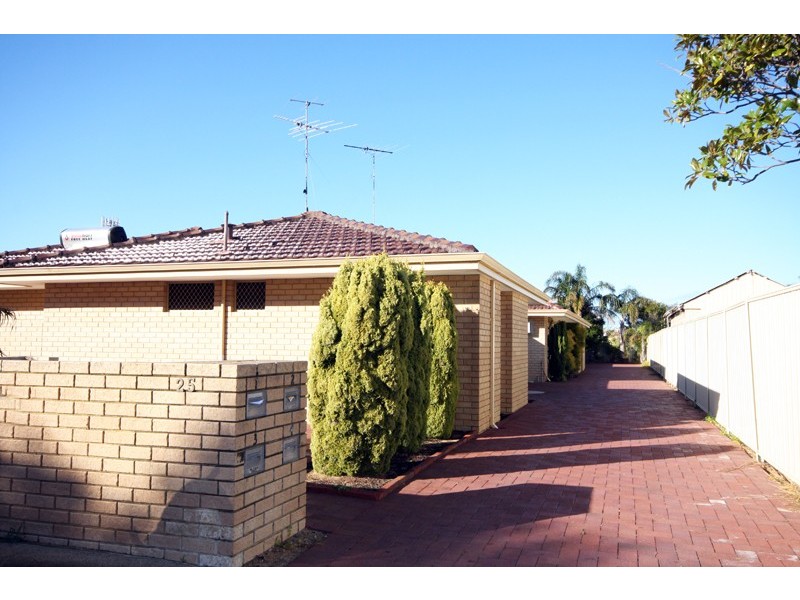 2/25 Tuckey Street, Mandurah WA 6210
