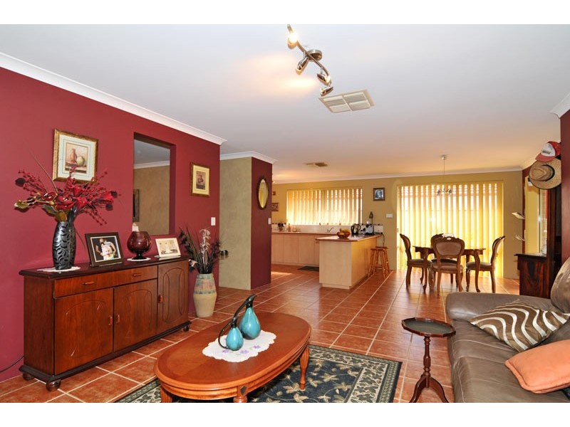 4 Chyverton Corner, Erskine WA 6210