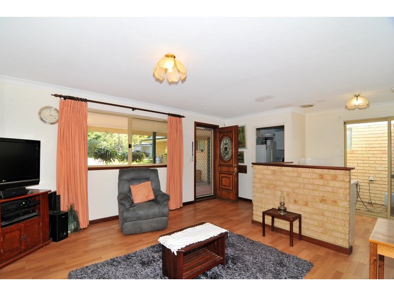 385 Mulga Drive, Parklands WA 6180