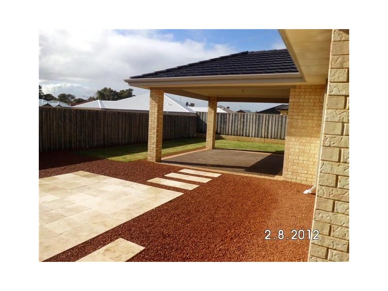 13 Tranquility, Halls Head WA 6210