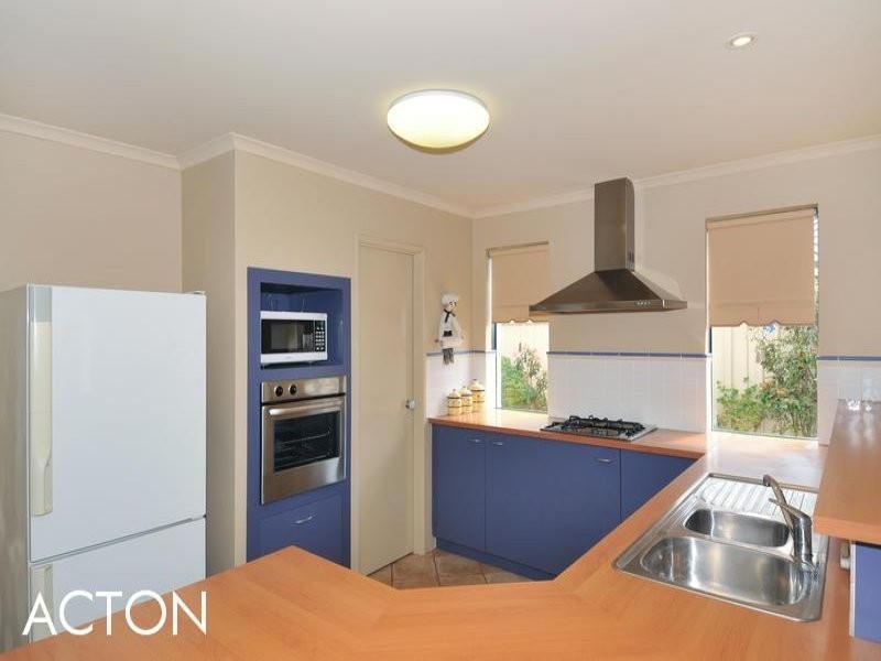 31 Darwin Terrace, Dudley Park WA 6210